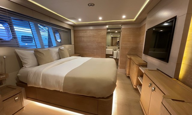 Centurion yacht Master Suite