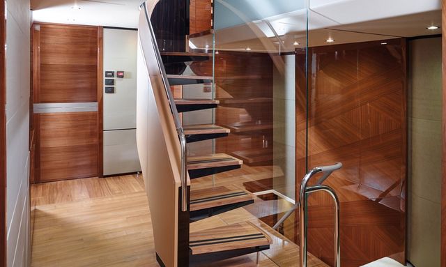 Floating stairwell