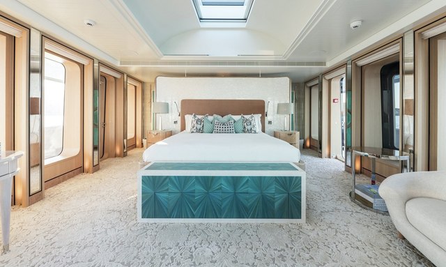 Joy yacht Owner's Suite