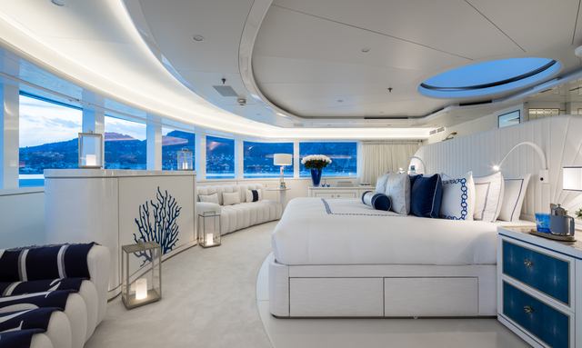 Coral Ocean yacht Owner's Suite