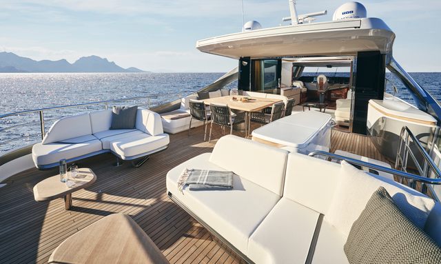 Amarula Sun yacht Super Flybridge Architecture