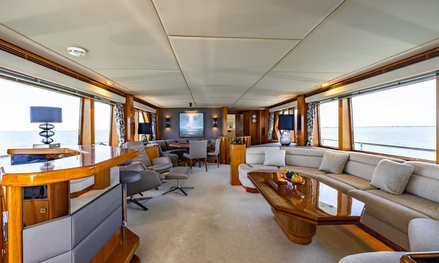 Camena II yacht Cozy Interior