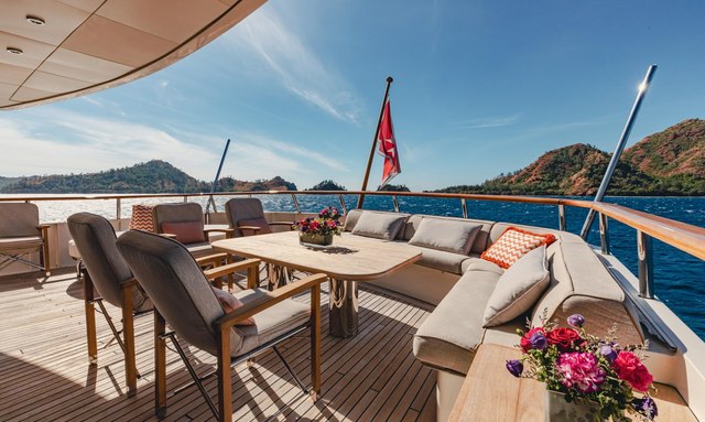 Zeepaard yacht Versatile Deck Spaces