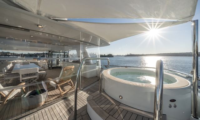 Jubilee yacht 360-Degree Sun Deck