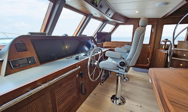 Never Land yacht Long Range Cruising 