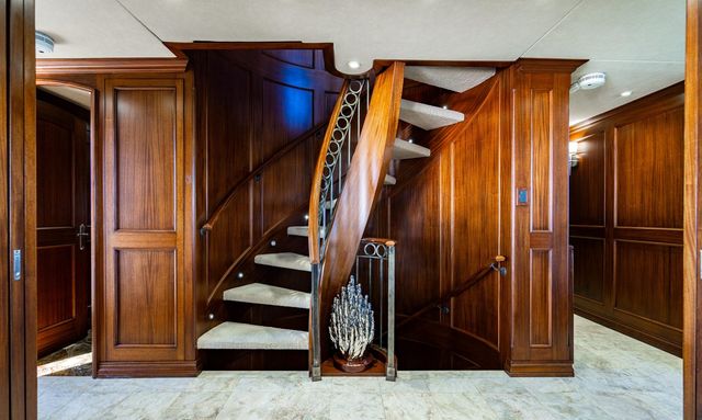 Gitana yacht Statement Staircase