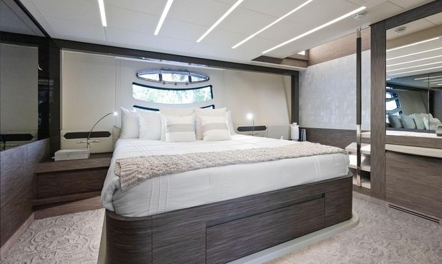 Phoenix Rising yacht Master Stateroom