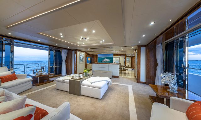 Alessandra III yacht Spectacular Floor-to-Ceiling Windows