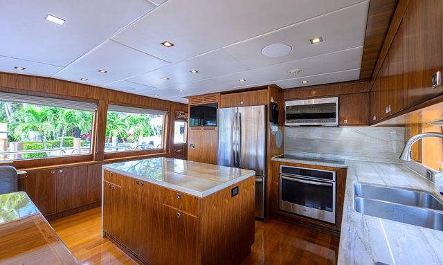 Second Amendment yacht Comprehensive Galley