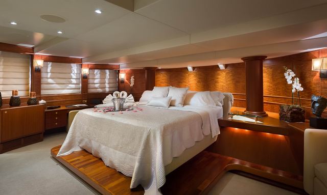 Tahi yacht Spacious Master Suite
