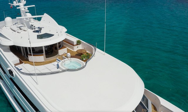 Blue Moon yacht Terrace with Jacuzzi