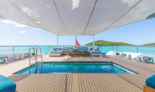 Shenoa yacht Lowering Swimming Pool