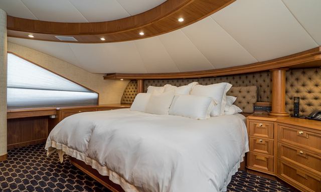 Columbus yacht Master Suite with Cedar Closet