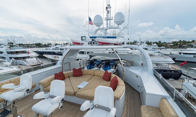 Charlotte Ann yacht A Flybridge Built For Entertainment