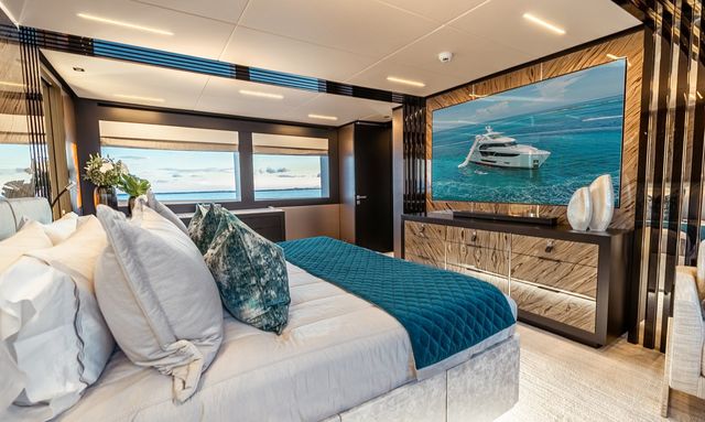 Cynderella yacht Main Deck Master