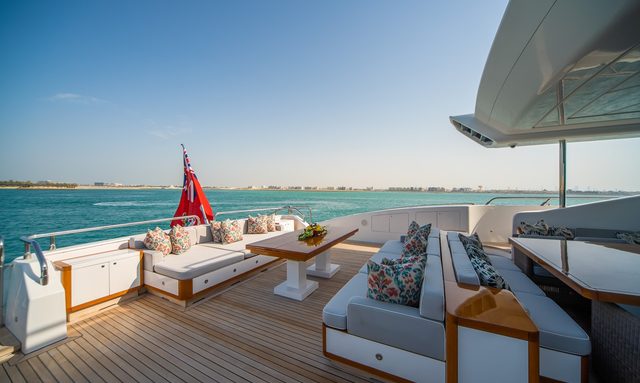 Bash IV yacht Flybridge Amenities