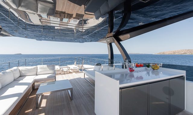 Sweet Lane yacht Sundeck Amenities