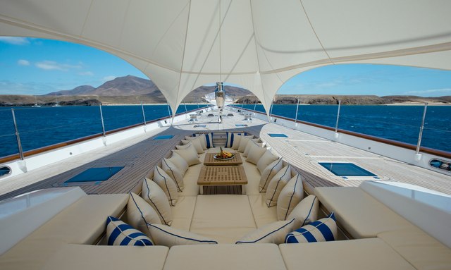 Ethereal yacht Foredeck Moroccan Tent