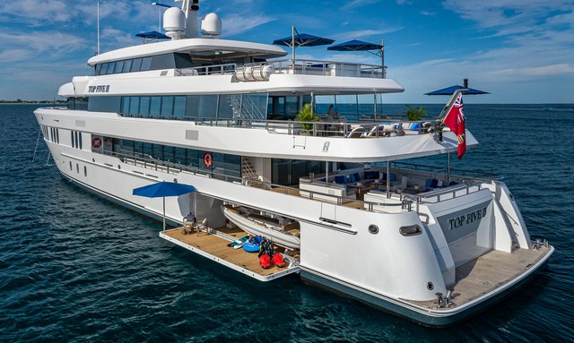 Top Five II yacht Remarkable Volume