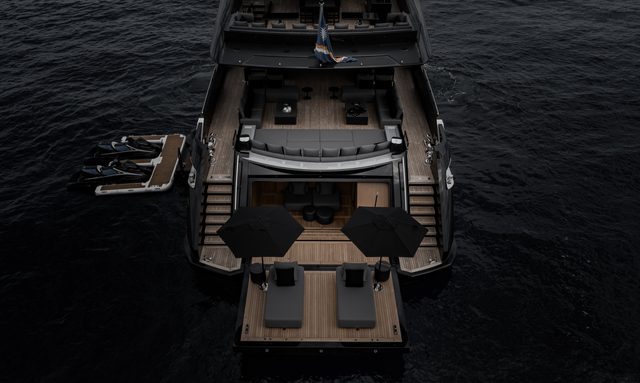 Olokun yacht Black-Exterior Emphasis