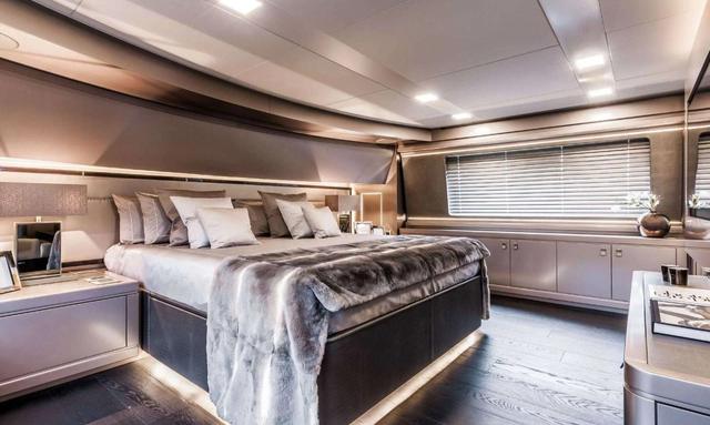 Checkout yacht Master Suite Luxury