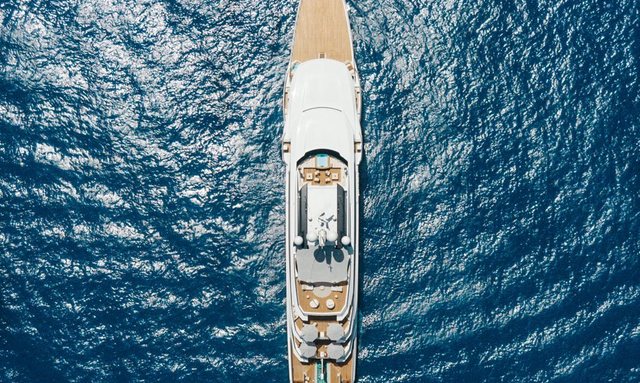 Shodan yacht 300m² Sundeck