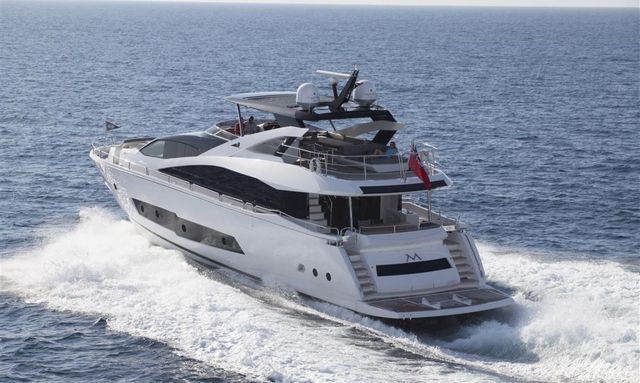 Alexa yacht Beach Club Style Stern