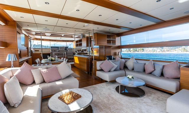 Bise I yacht Scandinavian Design