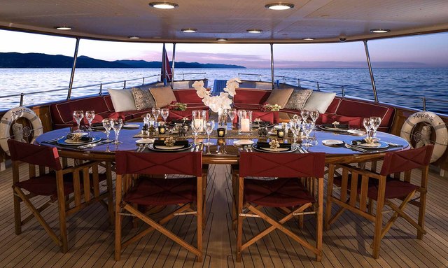 Arriva yacht Outdoor Living