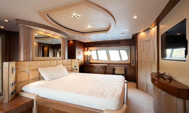 Round Midnight yacht Master Suite