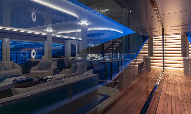Camila yacht Reflective Light