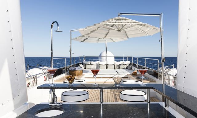 DNA yacht Sun Deck