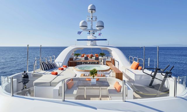 Seahorse yacht Spacious Sun Deck