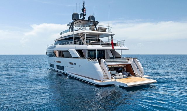 Luna yacht Beach Club and Tender Storage