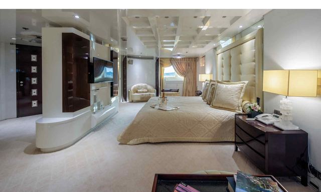 Vera yacht Luxurious Master Cabin