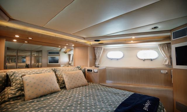 Braveheart 2 yacht Master Cabin