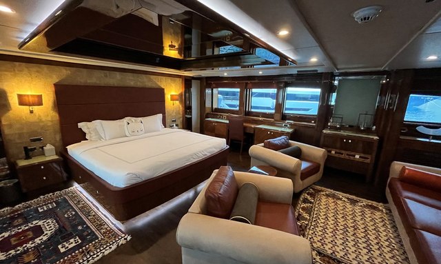 Iman yacht Dual Master Suites