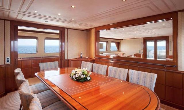 Foners yacht Luxurious Yet Weight-Conscious Interior