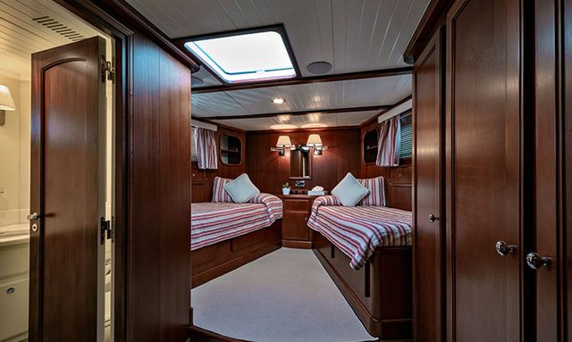 Persuader yacht Unique VIP Cabin