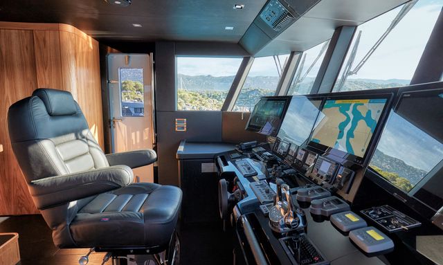 Veronika yacht Pilothouse Built for Ocean Work