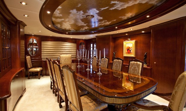 Keri Lee III yacht Elegant Interiors