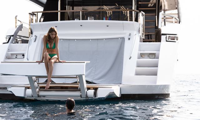 Cadet V yacht Hydraulic Swim Platform