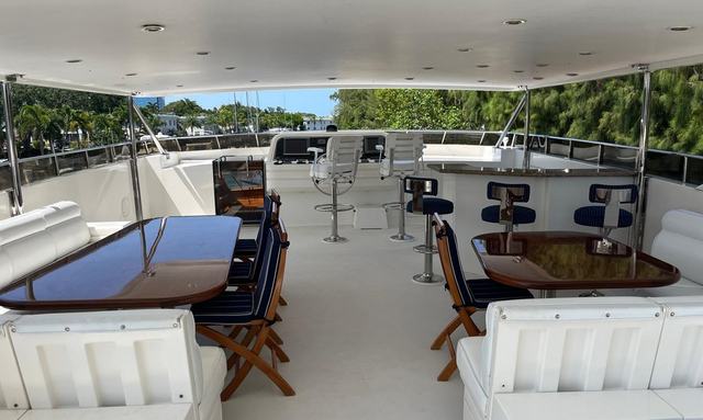 Sanctuary yacht Flybridge Made For Hosting