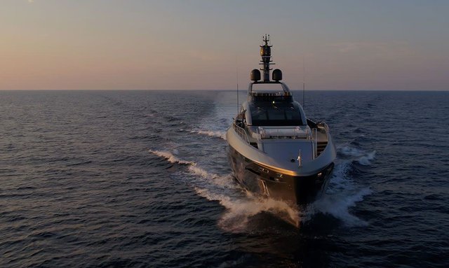 Flying Dagger III yacht Aston Martin Inspiration