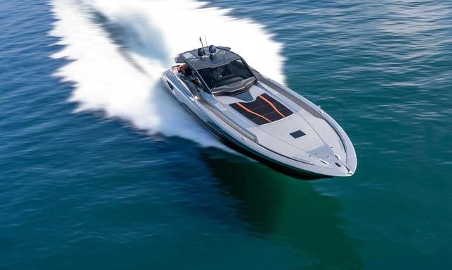 Bolide 80 yacht Powerhouse Triple-Engine Setup