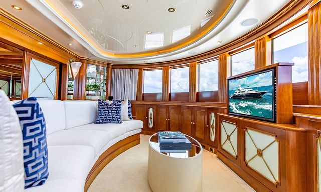 Next Chapter yacht Private Observation Lounge 