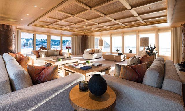 Mirage yacht High internal volume 