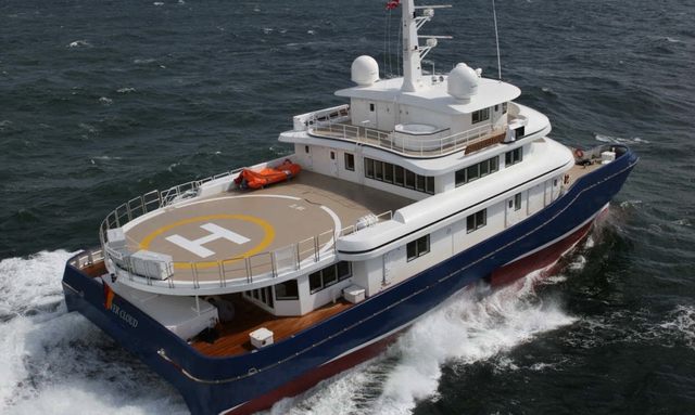 Nurja yacht Expansive Deck and Helideck Space