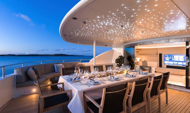 G3 yacht Al Fresco Dining