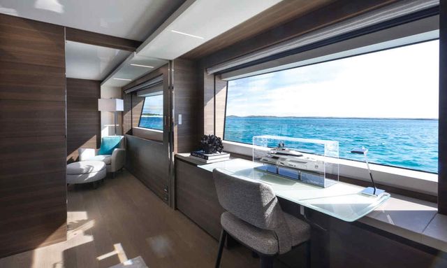 Eros yacht Master Suite Office